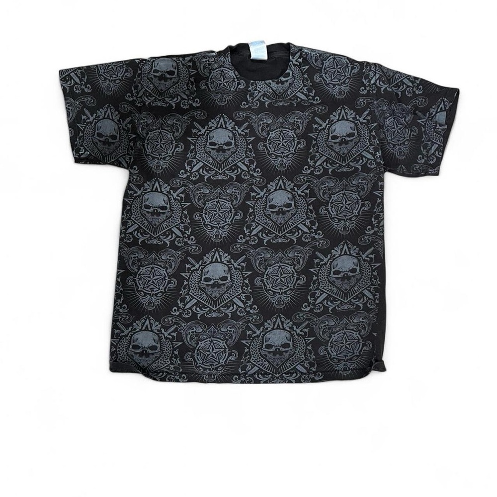 Black Skull Pattern Graphic Tee – Size M